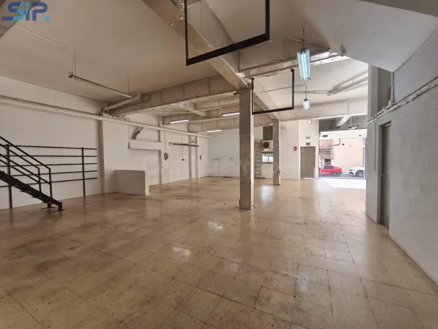 Local comercial en Poble Nou, Vilafranca del Penedès