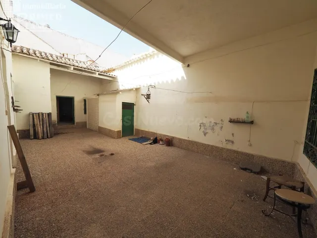 *¡OPORTUNIDAD JUNTO AL AYUNTAMIENTO DE TOMELLOSO! Se vende e - foto 2