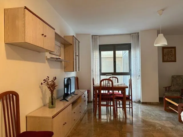 Alquiler de apartamento en el centro , junto a el Corte Ingles, 2 dormitorios, plaza de garaje y trastero — 14
