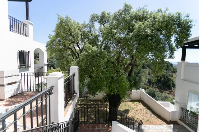 Precioso Atico Triplex de 4 dormitorios en Altos de los Monteros en perfecto estado — 39