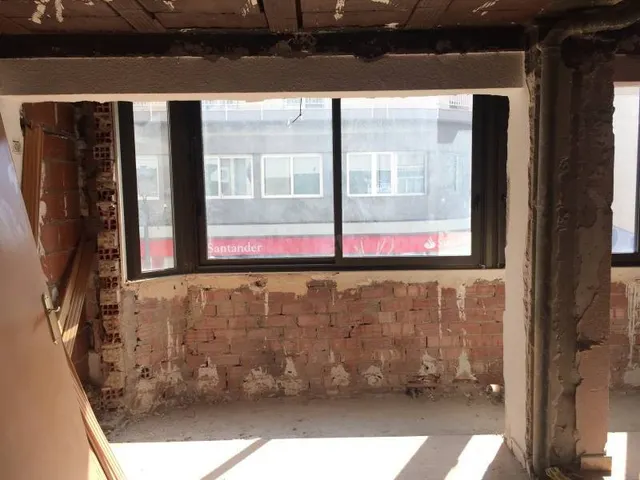 Se vende en el centro ideal para Oficina, comercial o vivien