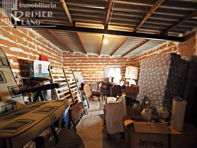 SE VENDE SOLAR 291 m2 y 11 de fachada junto a Avda Juan Carl - foto 3