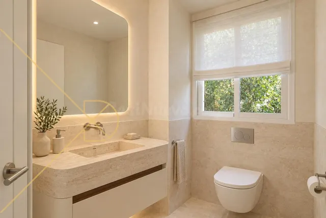 EXCLUSIVA RESIDENCIA CON JARDÍN Y VISTAS EN EL CENTRO DE SAN - foto 4
