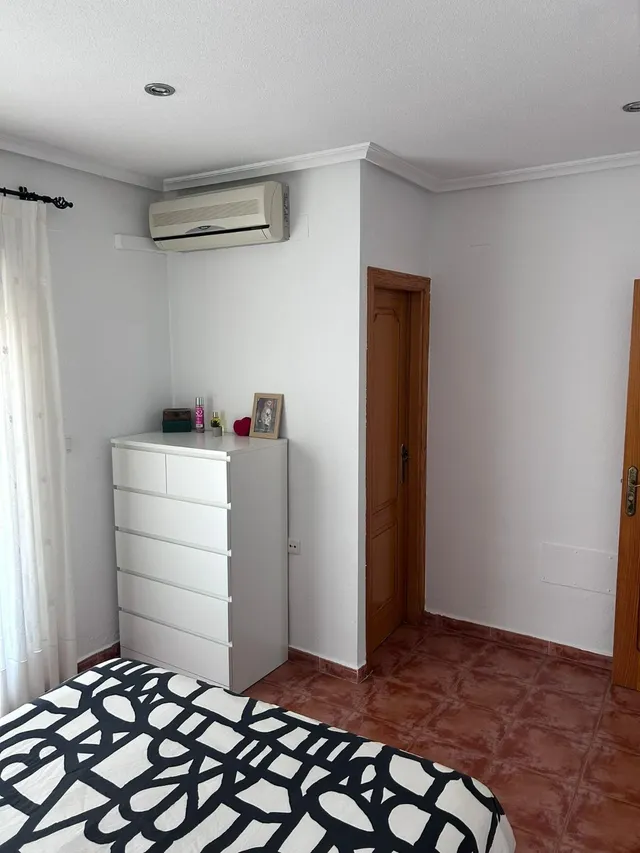 Adosado en zona de Valverde, Elche — 11