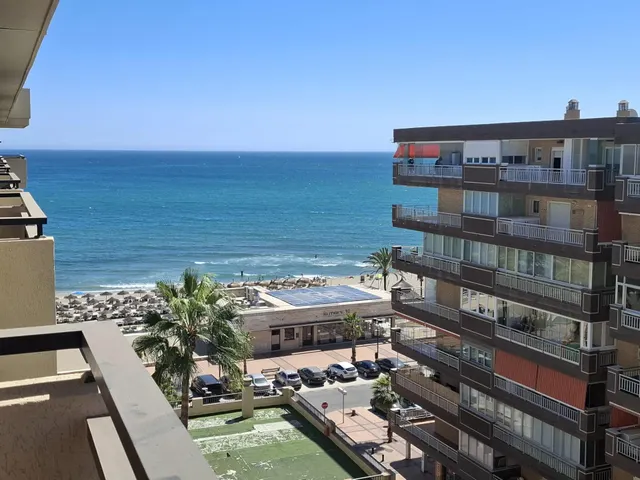 apartamento reformado  con vistas laterales al mar en los boliches — 7