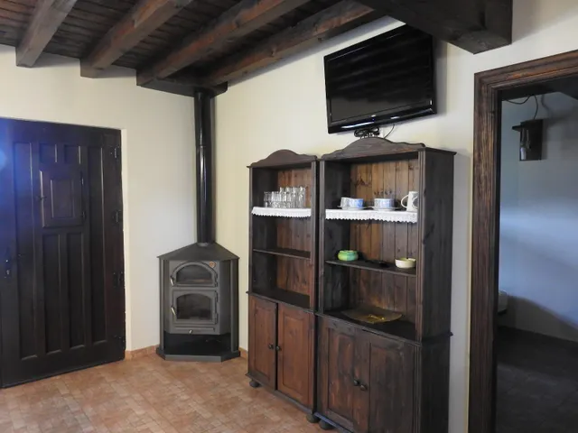 POSADA CON MUCHO ENCANTO EN CABUÉRNIGA.- — 13