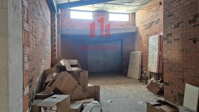 LOCAL COMERCIAL EN EL COUTO, SITUADO CERCA DEL SANTO ÁNGEL. — 3