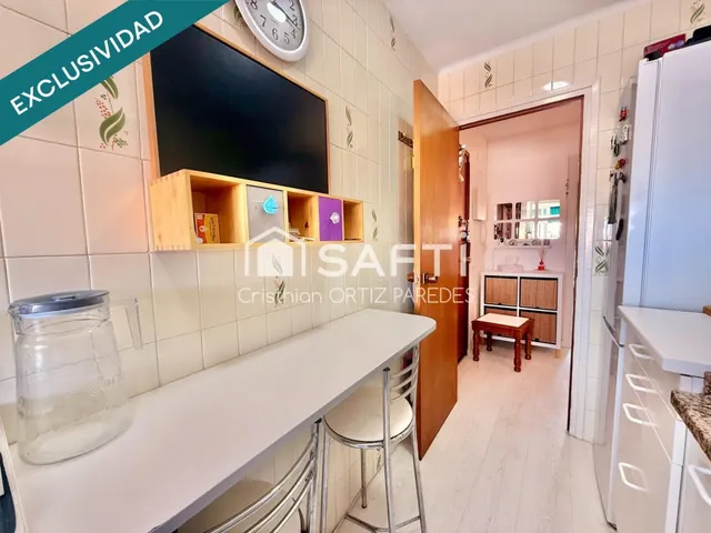 Se vende piso en primera línea con piscina — 13