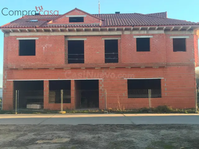VENTA DE EDIFICIO EN COCA,SEGOVIA - foto 2