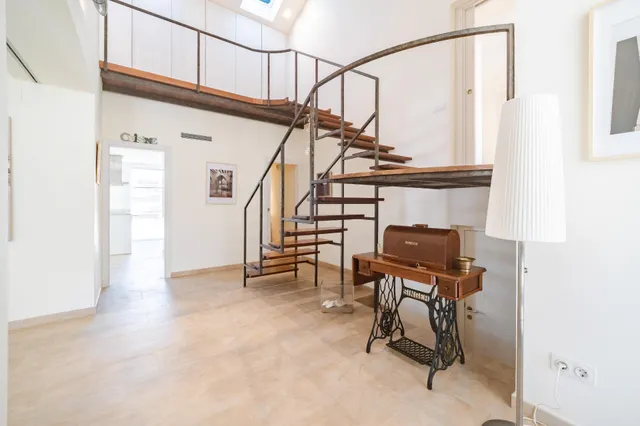 Villa independiente con piscina y 893 m2 de parcela en Benicàssim: espacio, diseño y privacidad — 23
