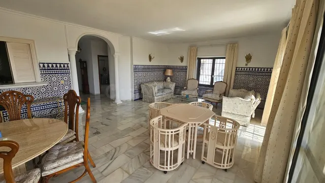 Chalet 4 habitaciones 377m² en venta - Riviera del sol — 4