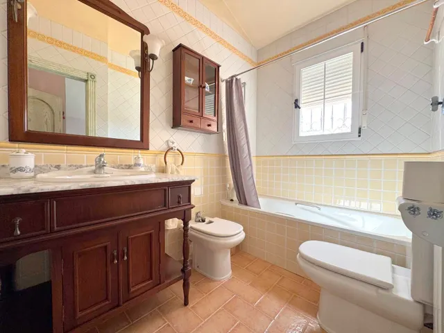Villa 6 habitaciones 290m² en venta - Torre la mata — 28