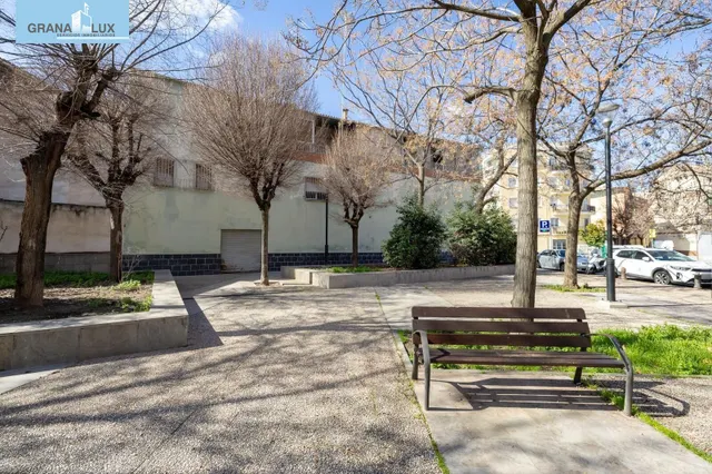 Edificio con gran potencial de desarrollo residencial en Zaidín – Granada — 7