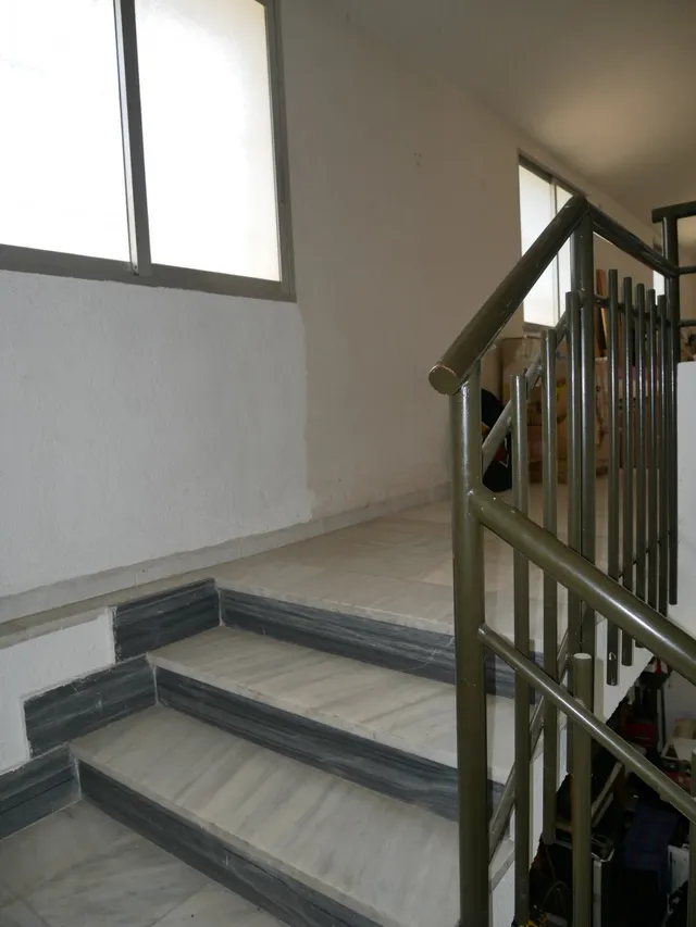 Se venden naves con parcela de 2.868 m2 en Senda De los Garres — 39