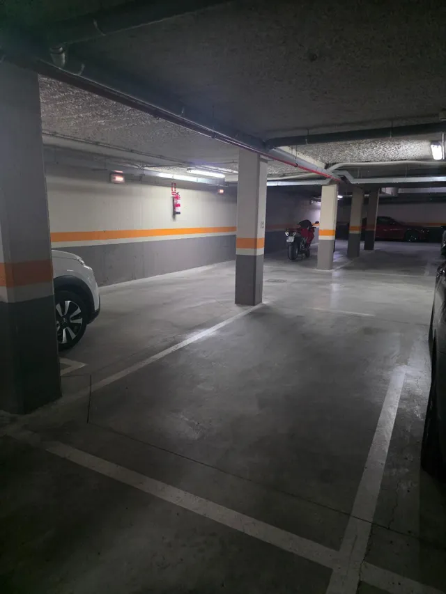 Piso con garaje en Bulevar — 16