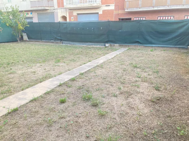 Edificio con local y 2 viviendas en Tordera — 11