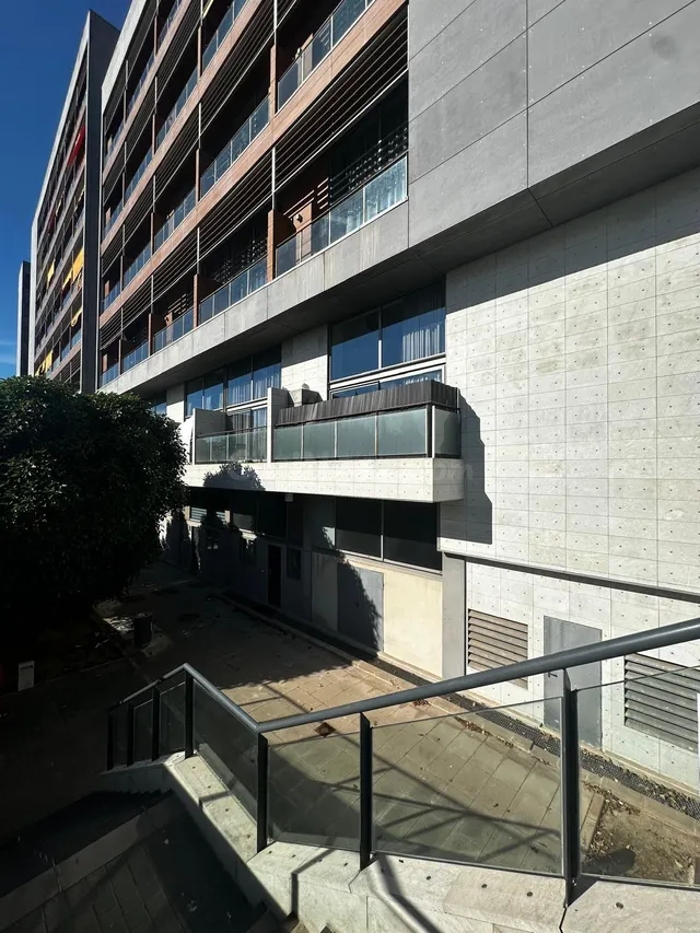 Local para oficinas en Ciudad Ros Casares