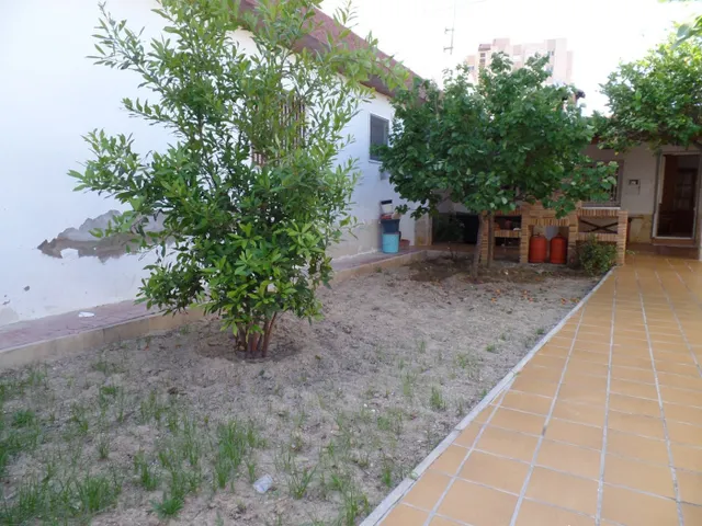 CASA CON ENCANTO Y JARDÍN EN EL CABO DE LAS HUERTAS — 6