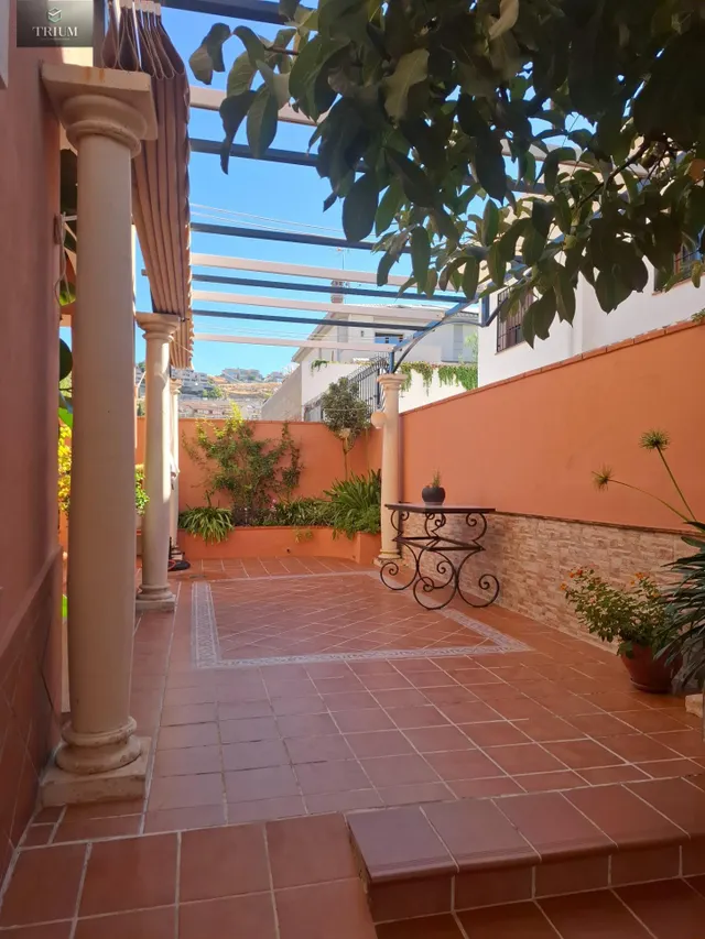 Fantástico chalet en villa argaz, junto al cc serrallo plaza — 16