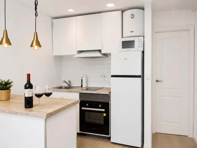APARTAMENTO A 1OO METROS DE LA PLAYA — 6