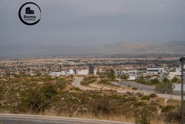 Terreno urbano de 750 m2 en Altos de La Zubia. Parcelas 14 de la manzana L y parcela 17 de la manzana M — 3