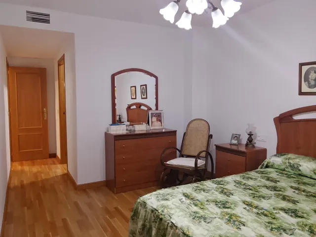 Vivienda con patio grande, ascensor y garaje! — 44
