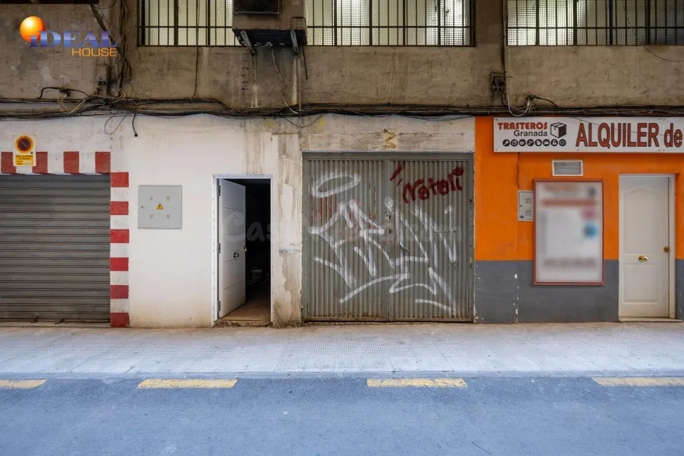 Local comercial 126m² en venta - Ronda - Arabial