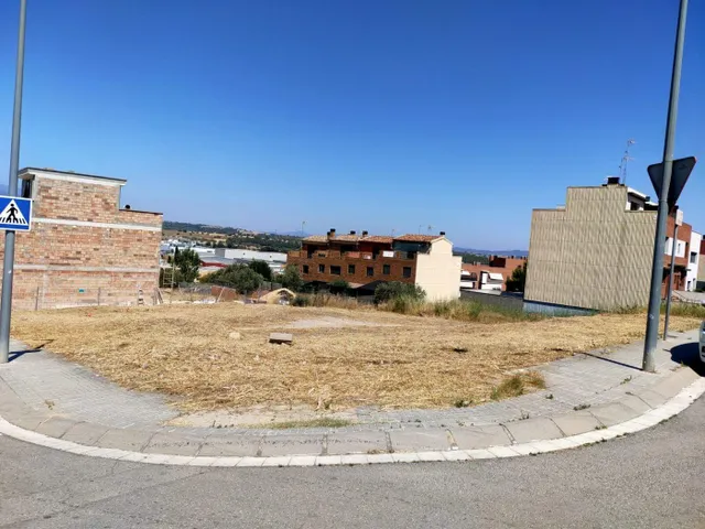 Terreno completamente llano de 226 m2 — 8