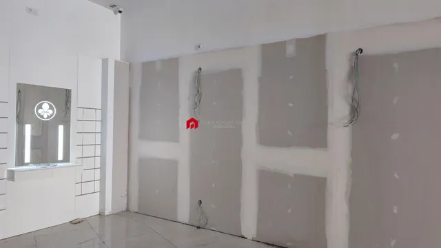 En venta local comercial en el centro de Tortosa. — 15