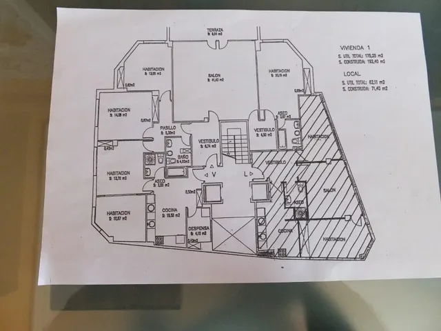 SE VENDE PISO DE 180 M2 EN LA PLAZA LAZURTEGUI - foto 4