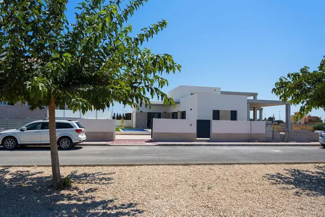 VILLA DE 3 DORMITORIOS EN UNA SOLA PLANTA, DAYA NUEVA — 26