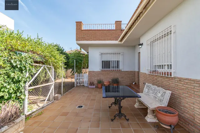 🏡 Tu refugio en la Urbanización Cortijo de la Luz — 12