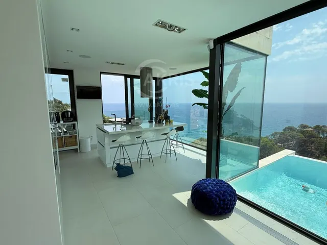 Chalet Independiente en Santa Cristina D'Aro — 12