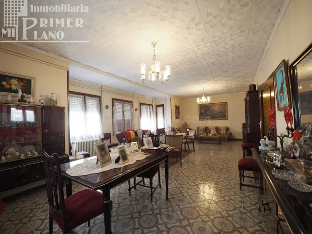 Vivienda en esquina junto a c/Cervantes y Alfonso XII, de 30 - foto 3