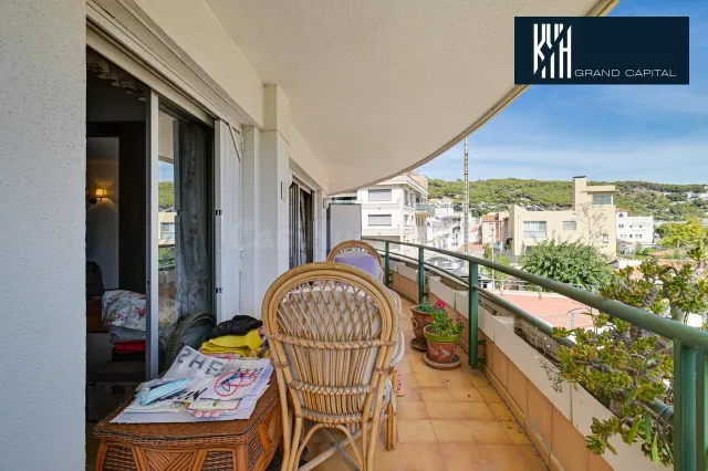 APARTAMENTO EN L'ESTARTIT — 3