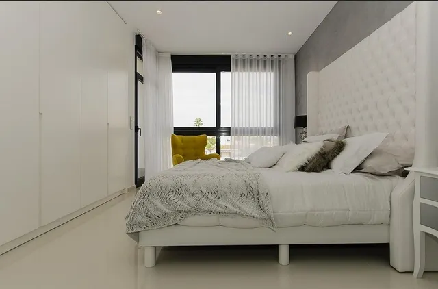 OBRA NUEVA EN ORIHUELA COSTA — 19