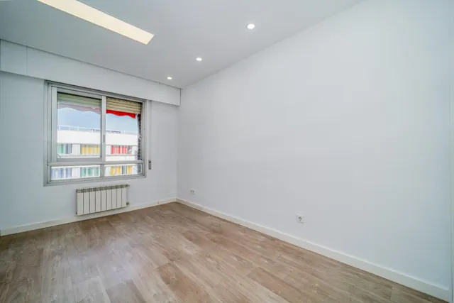 Piso 3 habitaciones 127m² en alquiler - Tetuán — 46