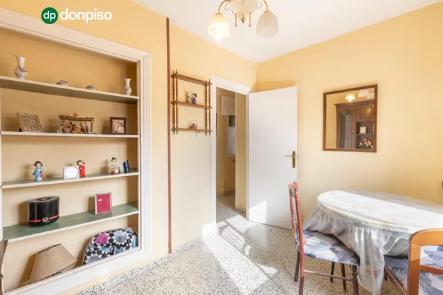 Piso 3 habitaciones en Calle Santa Margarita, junto Cmno. Bajo de Huétor — 16