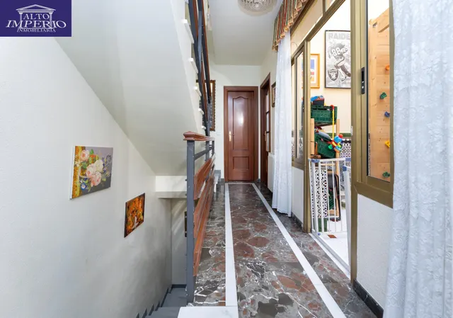 Se vende bonita casa adosada de 4 dormitorios con piscina privada, garaje y gimnasio — 9