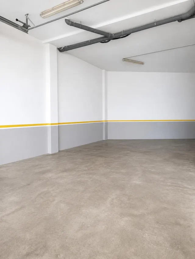 Excepcional Piso con Garaje para Familias y Profesionales - €180.000 — 43