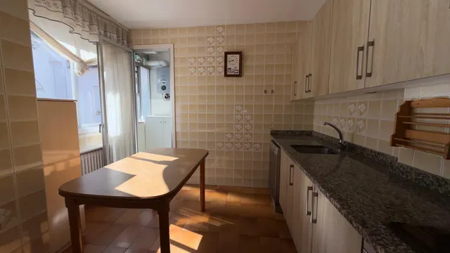 ¡¡¡¡gran oportunidad!!!! se vende piso en la zona universitaria con ascensor — 40