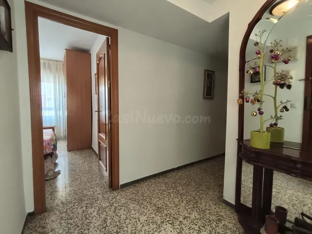 Amplio Piso en Santa Rosa, Córdoba - Oportunidad Única - foto 3