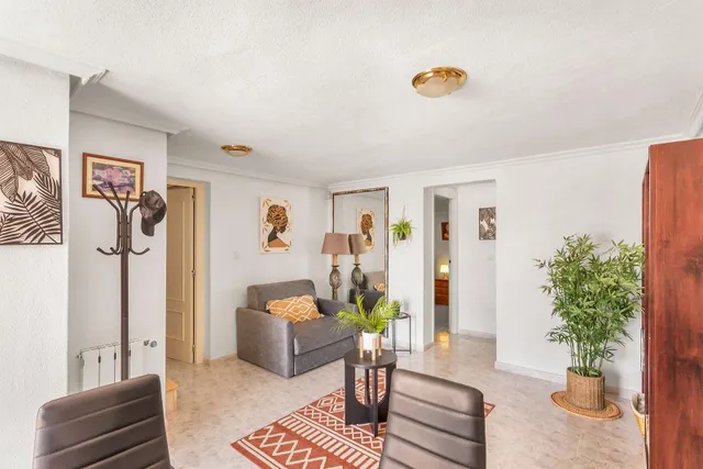 Villa independiente con piscina privada, vitas a la laguna Rosa y Salinas de Torrevieja — 6