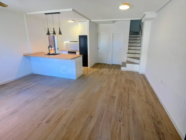 Villa 3 habitaciones 95m² en venta - La Florida - foto 4