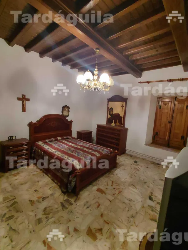 PRECIOSA Y AMPLIA CASA DE PIEDRA EN SAN MUÑOZ. — 8