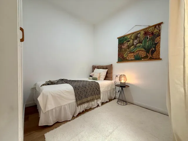 Ático Reformado a Estrenar con Terraza en el Centro — 25
