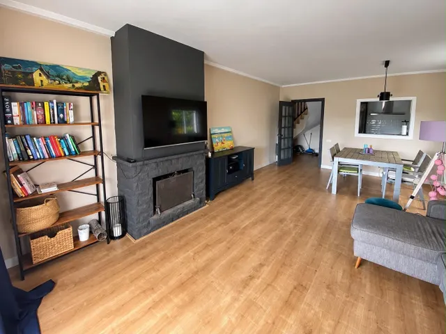 Casa pareada con jardín privado, dos terrazas y amplio garaje en Calafell — 9