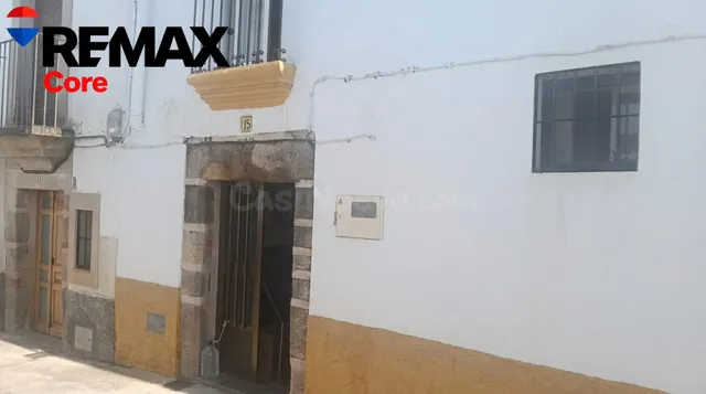 Amplia Vivienda en Brozas
