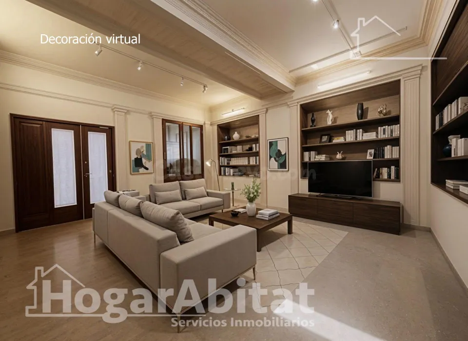 ESPACIOSA CASA CON LOCAL COMERCIAL Y GARAJE EN EL CENTRO