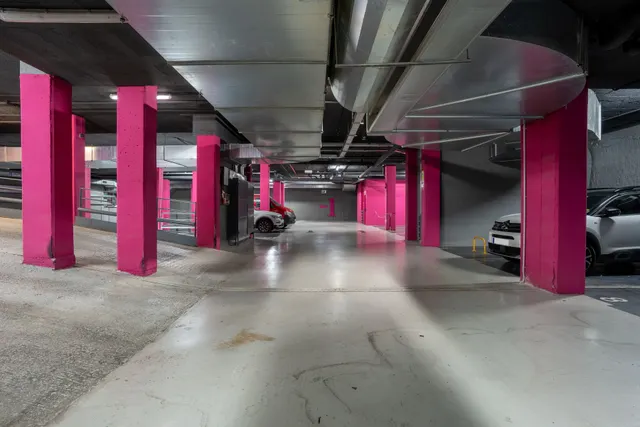 Parking 10m² en alquiler - Barcelona — 48